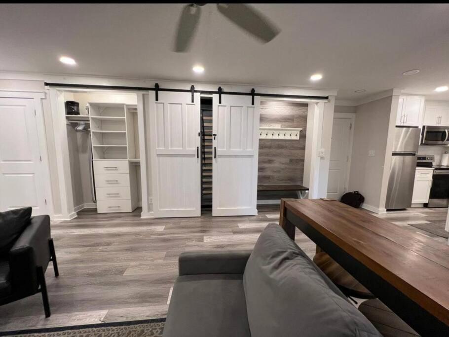 Appartamento Cozy Haven In The Cloud Atlanta Esterno foto